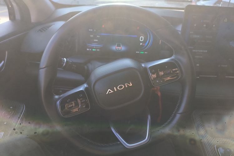 埃安 AION S Plus 2022款 70 智领版中控内饰13