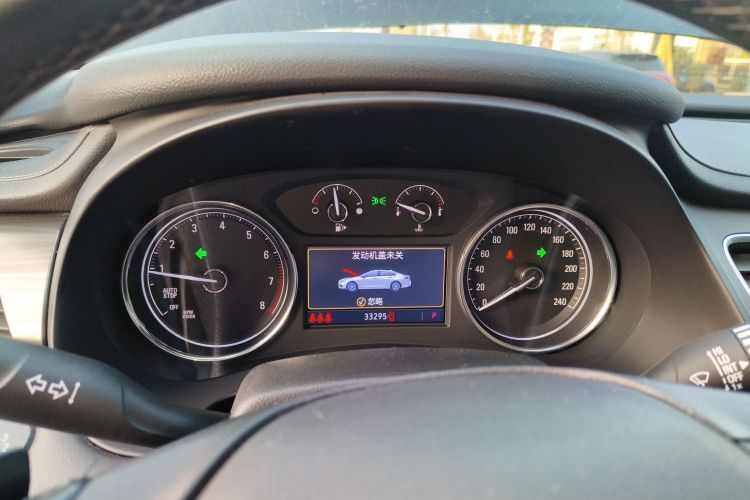 别克 君越 2022款 652T 豪华型局部细节14