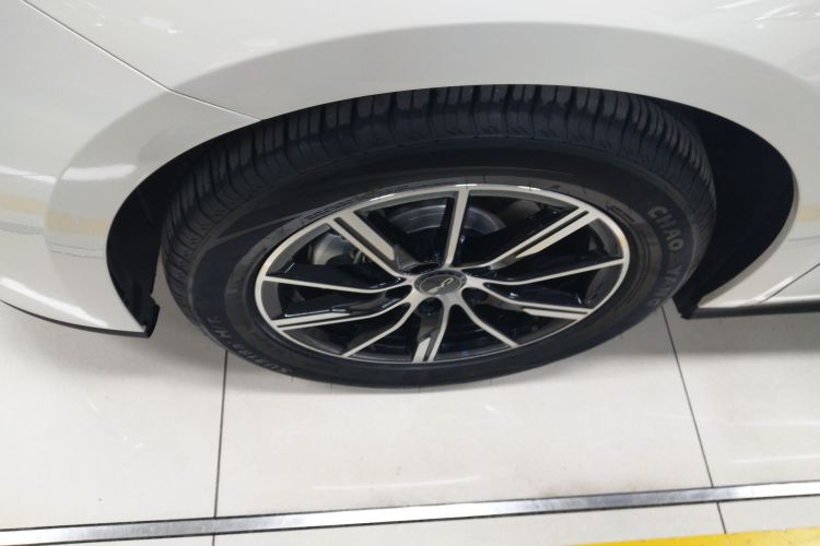 比亚迪 海豹06新能源 2024款 DM-i 120KM尊荣型车身外观6007