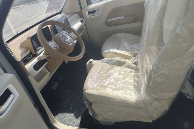 五菱汽车 宏光MINIEV 2024款 第三代 215km 青春版中控内饰19