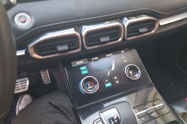 捷途X70 2021款 诸葛 1.6T DCT军师 7座局部细节16