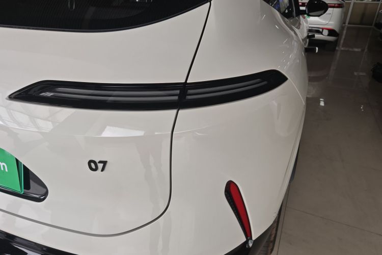 阿维塔07 2026款 Elite 纯电版车身外观6006