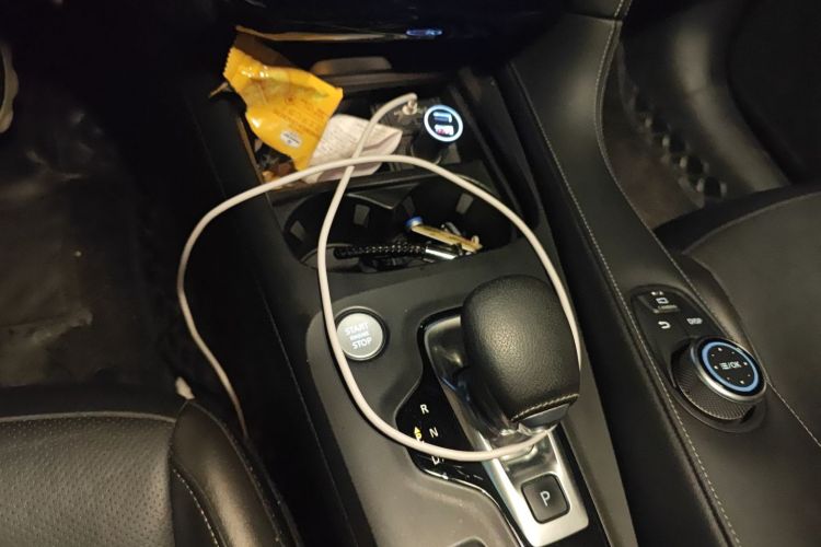 英菲尼迪QX50 2022款 2.0T 两驱领航版中控内饰18