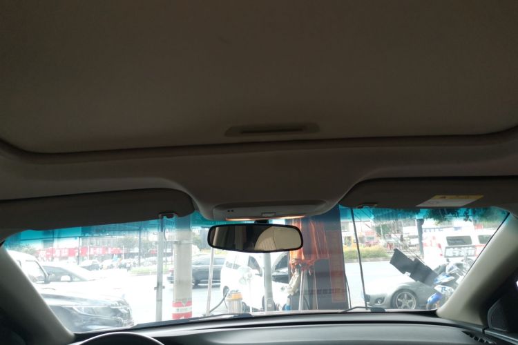 别克 英朗 2015款 15N 自动精英型中控内饰22