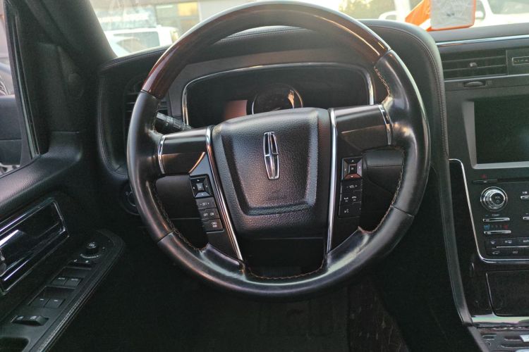 林肯 领航员 2016款 3.5T AWD中控内饰13