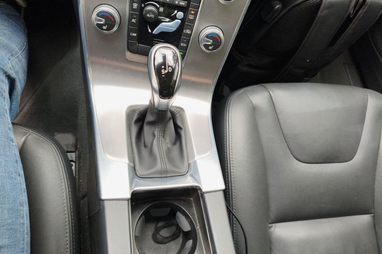 沃尔沃S60 2017款 S60L T4 智远版局部细节18