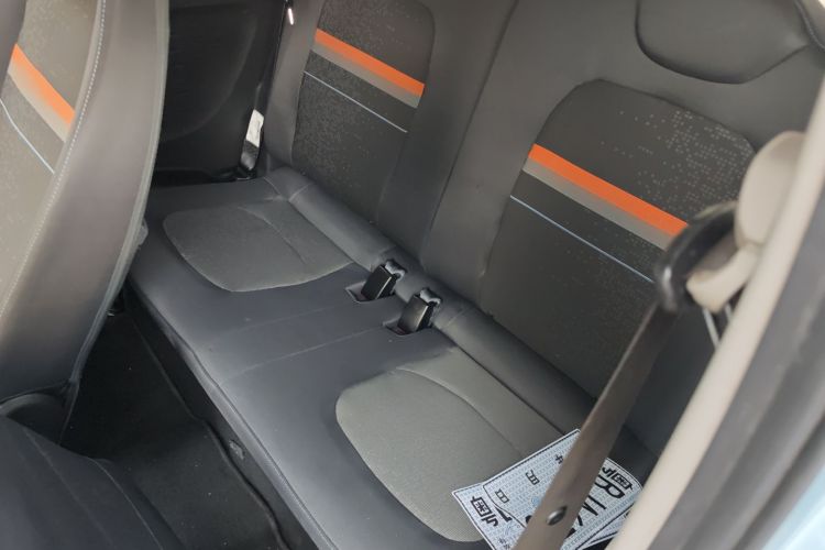 五菱汽车 宏光MINIEV 2022款 悦享款 三元锂中控内饰21