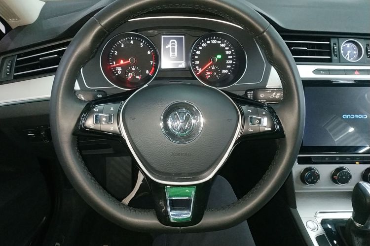 大众 迈腾 2017款 280TSI DSG 舒适型中控内饰13