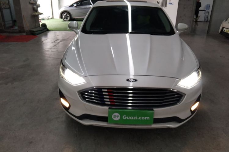 福特 蒙迪欧 2018款 EcoBoost 180 智控时尚型 国V车身外观2