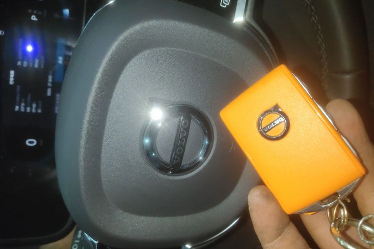 沃尔沃S90 2023款 B5 智逸豪华版中控内饰11