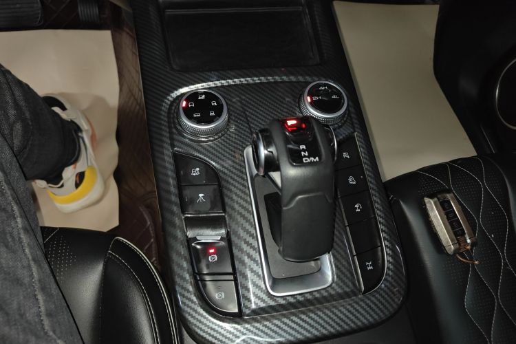 坦克300 2023款 越野版 2.0T 挑战者中控内饰18