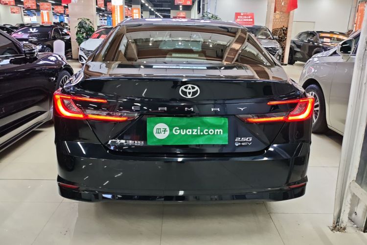 丰田 凯美瑞 2024款 双擎 2.5HG 尊贵版车身外观6004