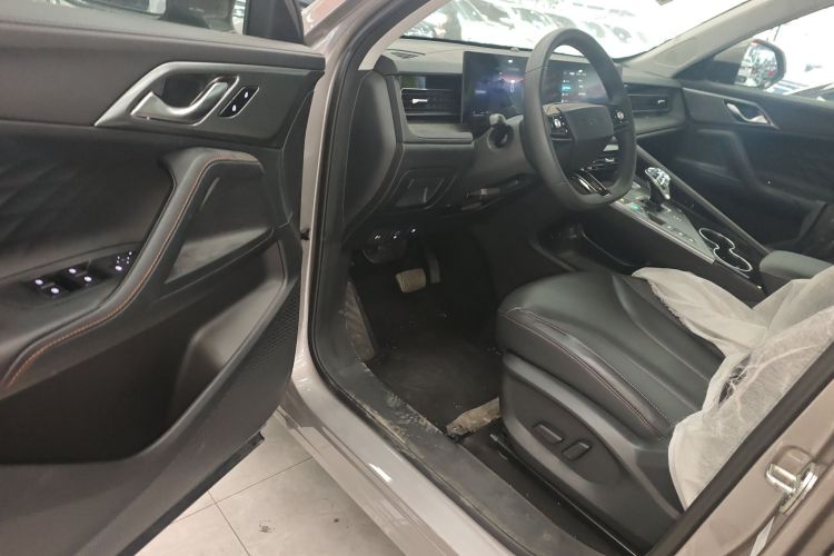 荣威RX5新能源 2023款 eRX5 超混舒享版中控内饰7003