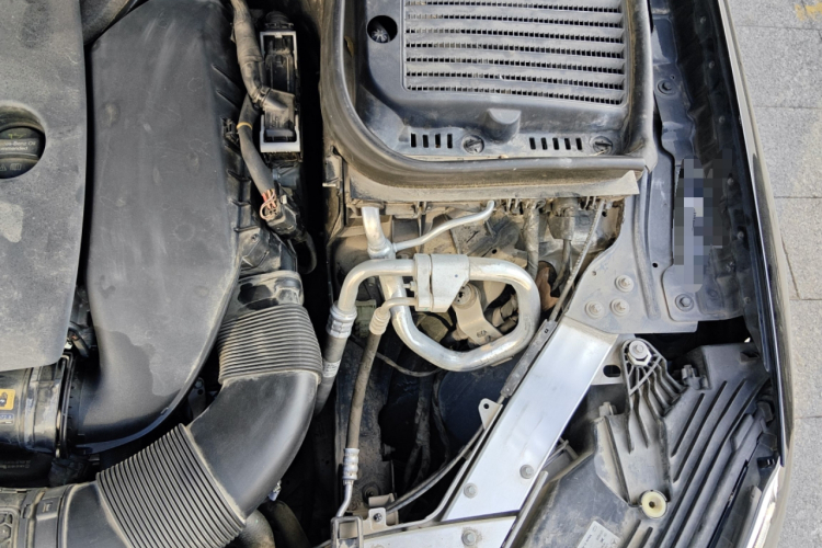 奔驰GLC 2020款 GLC 300 L 4MATIC 豪华型局部细节9007