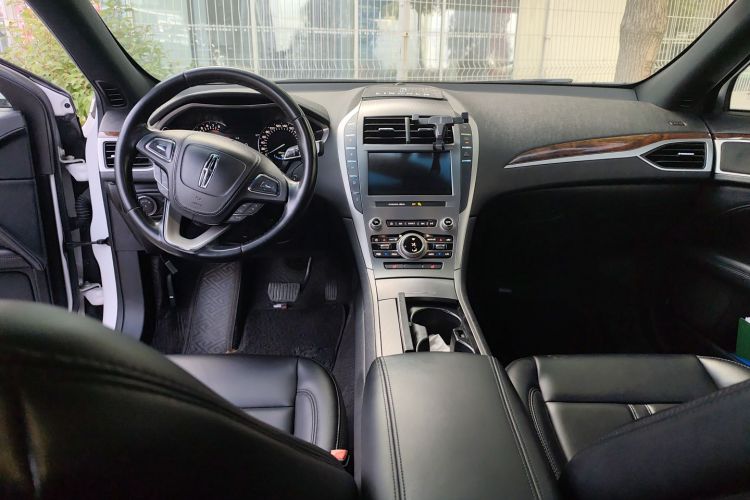 林肯MKZ 2019款 2.0T 尊享版 国V中控内饰12