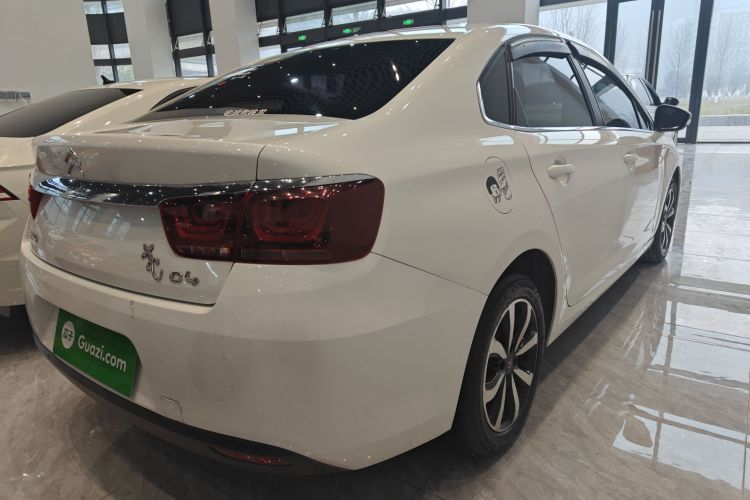 雪铁龙 C4世嘉 2018款 1.6L 自动豪华型车身外观6005