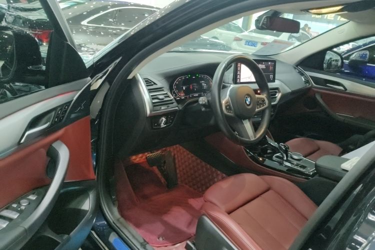 宝马X4 2022款 xDrive 25i M运动套装中控内饰20