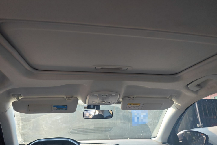 标致308 2016款 1.6L 自动豪华版中控内饰22