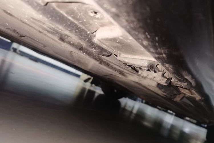 奔驰E级 2017款 改款 E 300 运动型局部细节9002