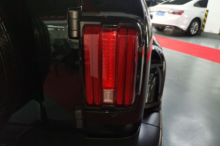 坦克300 2024款 2.0T 穿越者车身外观9