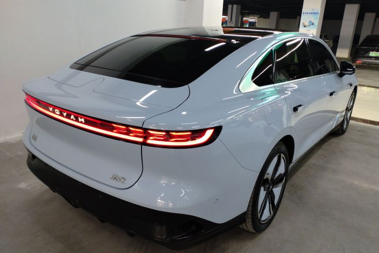 岚图汽车 岚图追光 2023款 四驱长续航版车身外观7