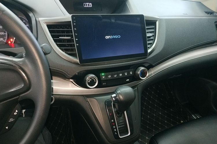 本田CR-V 2016款 2.0L 两驱经典版中控内饰16