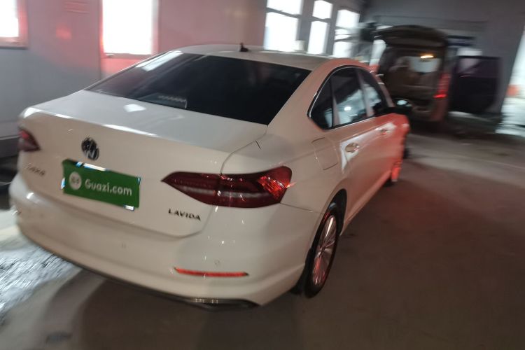 大众 朗逸 2018款 1.5L 自动舒适版 国V车身外观7