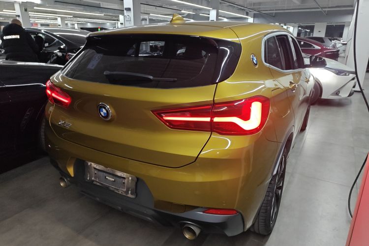 宝马X2 2020款 sDrive20i M越野套装车身外观7