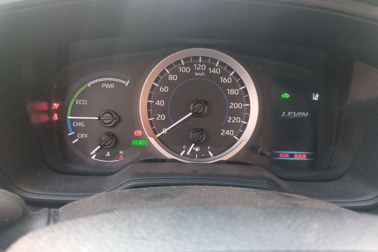 丰田 雷凌 2022款 双擎 1.8H E-CVT豪华版中控内饰14