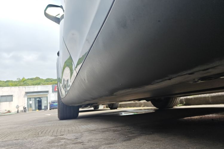 特斯拉 Model Y 2025款 后轮驱动版局部细节9002