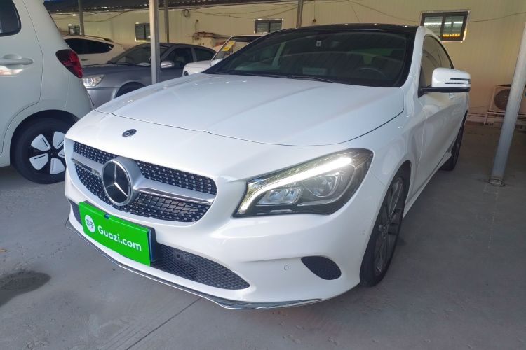 奔驰CLA 2019款 CLA 200 动感型车身外观1