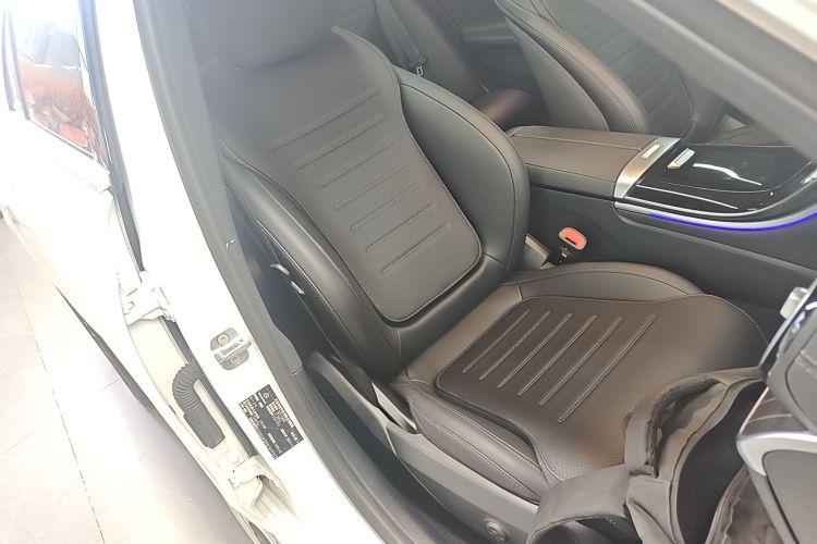 奔驰C级 2025款 C 260 L 运动版局部细节41