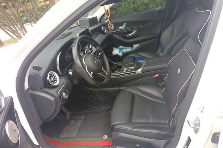 奔驰C级 2019款 C 180 L 时尚型运动版局部细节19