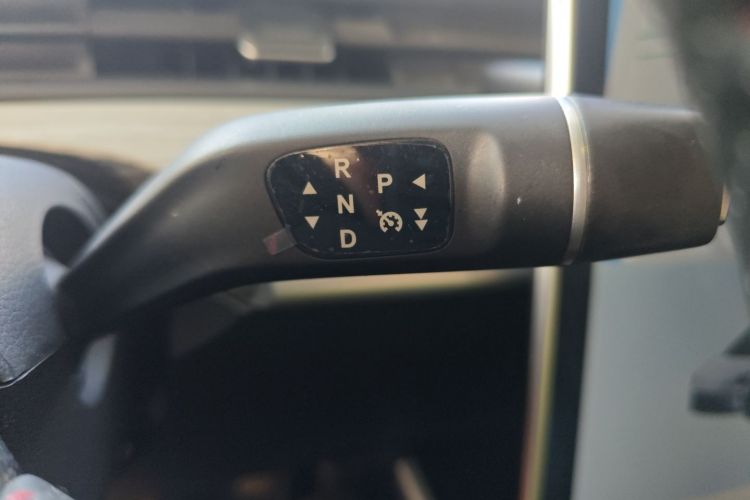 哪吒汽车 哪吒V 2021款 Co-sport 魔力版中控内饰18