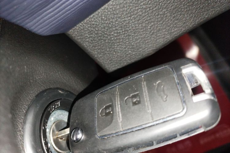 东风风行 菱智 2023款 M5L 1.6L 基本型 7座中控内饰7001