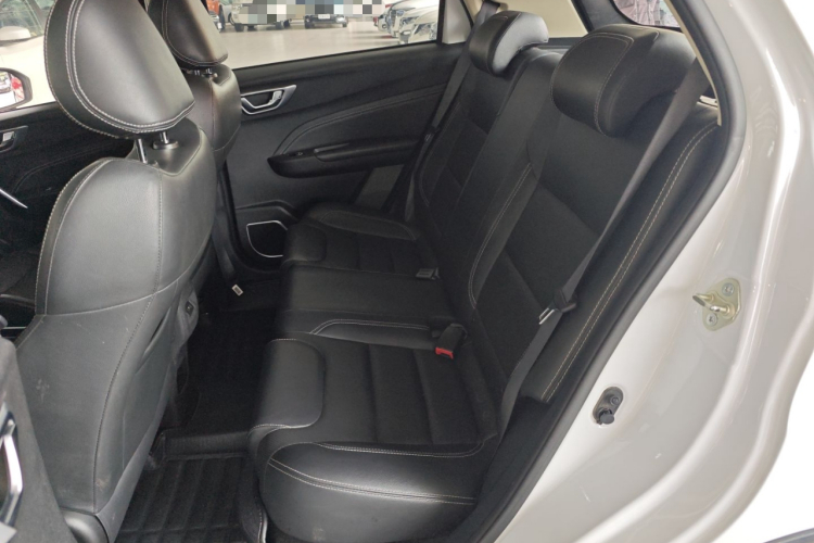 吉利汽车 远景X3 2017款 1.5L 自动尊贵型中控内饰7004