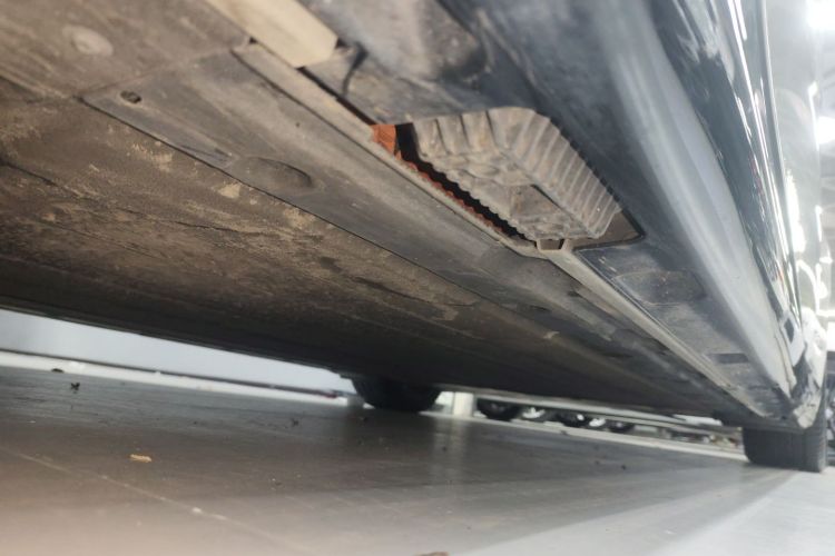 小米汽车 小米SU7 2024款 后驱长续航智驾版机舱底盘30