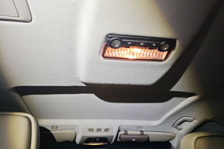 宝马5系 2013款 525Li 豪华型局部细节22