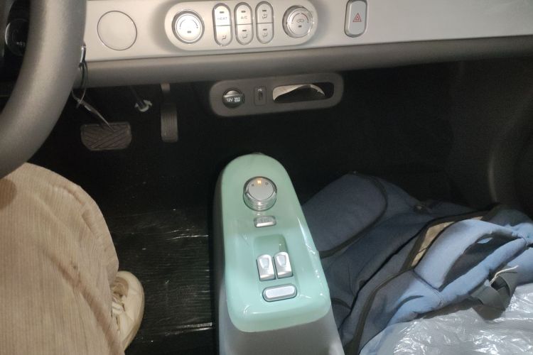 长安启源 长安Lumin 2024款 130km 清悦款中控内饰18