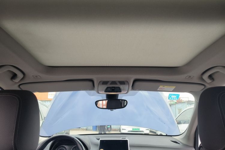 宝马X1 2018款 xDrive20Li 豪华型中控内饰22