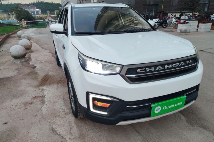 长安CS55 2017款 1.5T 自动炫色型车身外观3