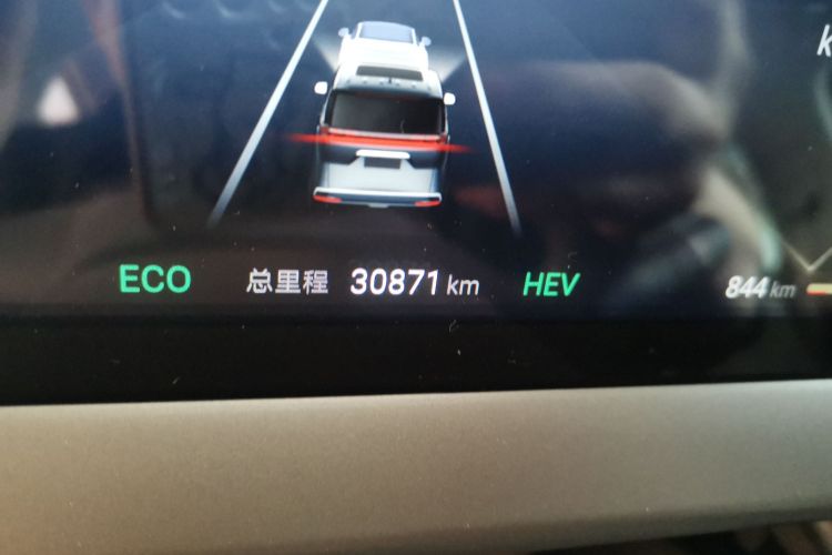 腾势D9 2022款 DM-i 1040 尊贵型中控内饰15