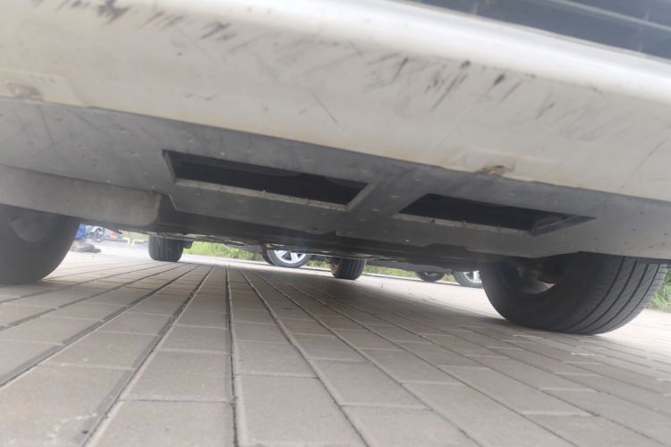 雪铁龙C5 2017款 350THP 自动豪华型局部细节9005