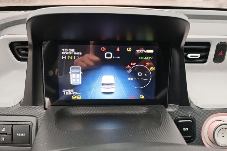 五菱汽车 宏光MINIEV 2022款 马卡龙臻享款 三元锂中控内饰14