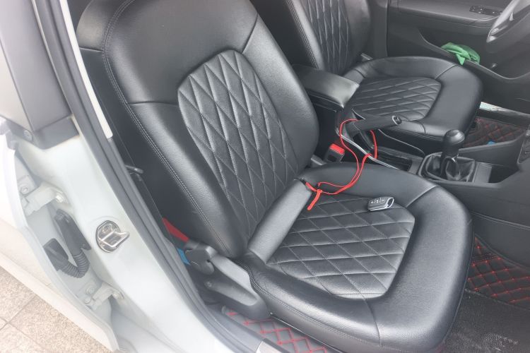 大众 捷达 2019款 梦想版 1.5L 手动时尚型局部细节41