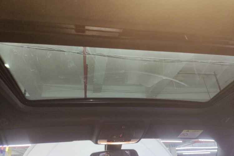 宝马3系 2019款 320i M运动曜夜版中控内饰22