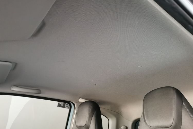 五菱汽车 宏光MINIEV 2021款 马卡龙臻享款 三元锂中控内饰22