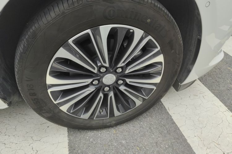 别克GL8 2022款 ES陆尊 653T 豪华型车身外观6007