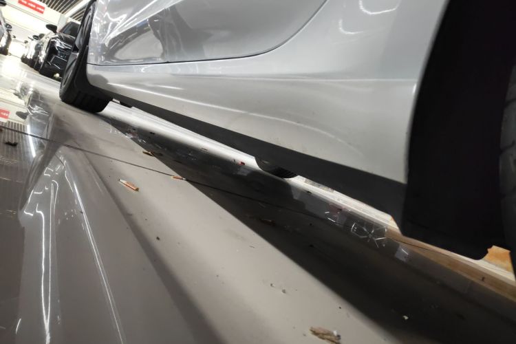 特斯拉 Model 3 2025款 后轮驱动版局部细节9002