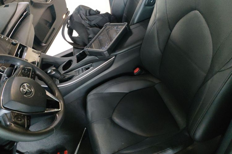 丰田 亚洲龙 2021款 2.5L 豪华版局部细节19